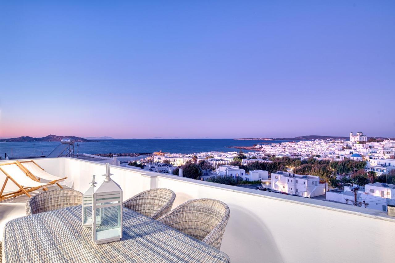 White Cliff Naousa Luaran gambar